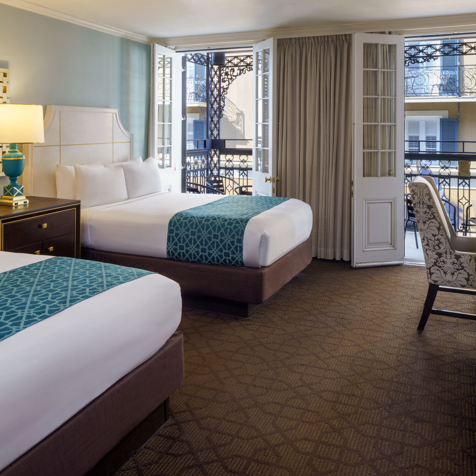 image-bourbon-semi-private-balcony-two-doubles-1